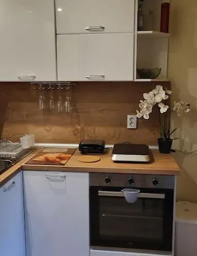 Diamond Of Crown By Flat Mаnager *